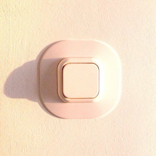 Protección y control